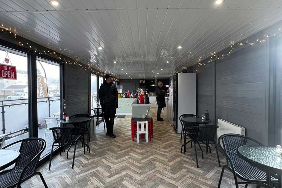 Garden office cafe