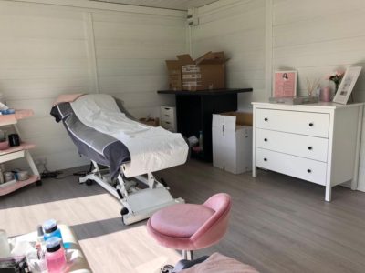 Composite Garden Room Beauticians In Bedford Inside Shot 4
