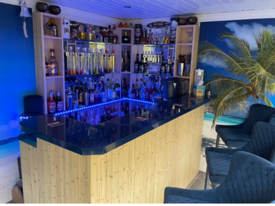 Internal Garden Building Bar Build