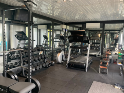 Extra-height-gym-garden-room