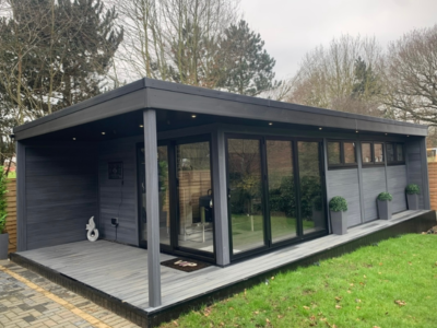 Small Canopy Area Garden Room