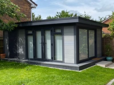 Light-grey-garden-room